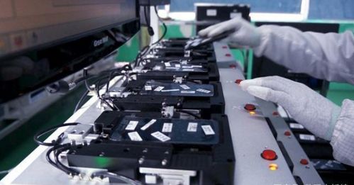 市值突破1750億，半年凈賺17億 揭秘中國數據科技巨頭的“貼牌手機”增長密碼與全球第一之路